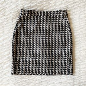 Banana republic houndstooth skirt